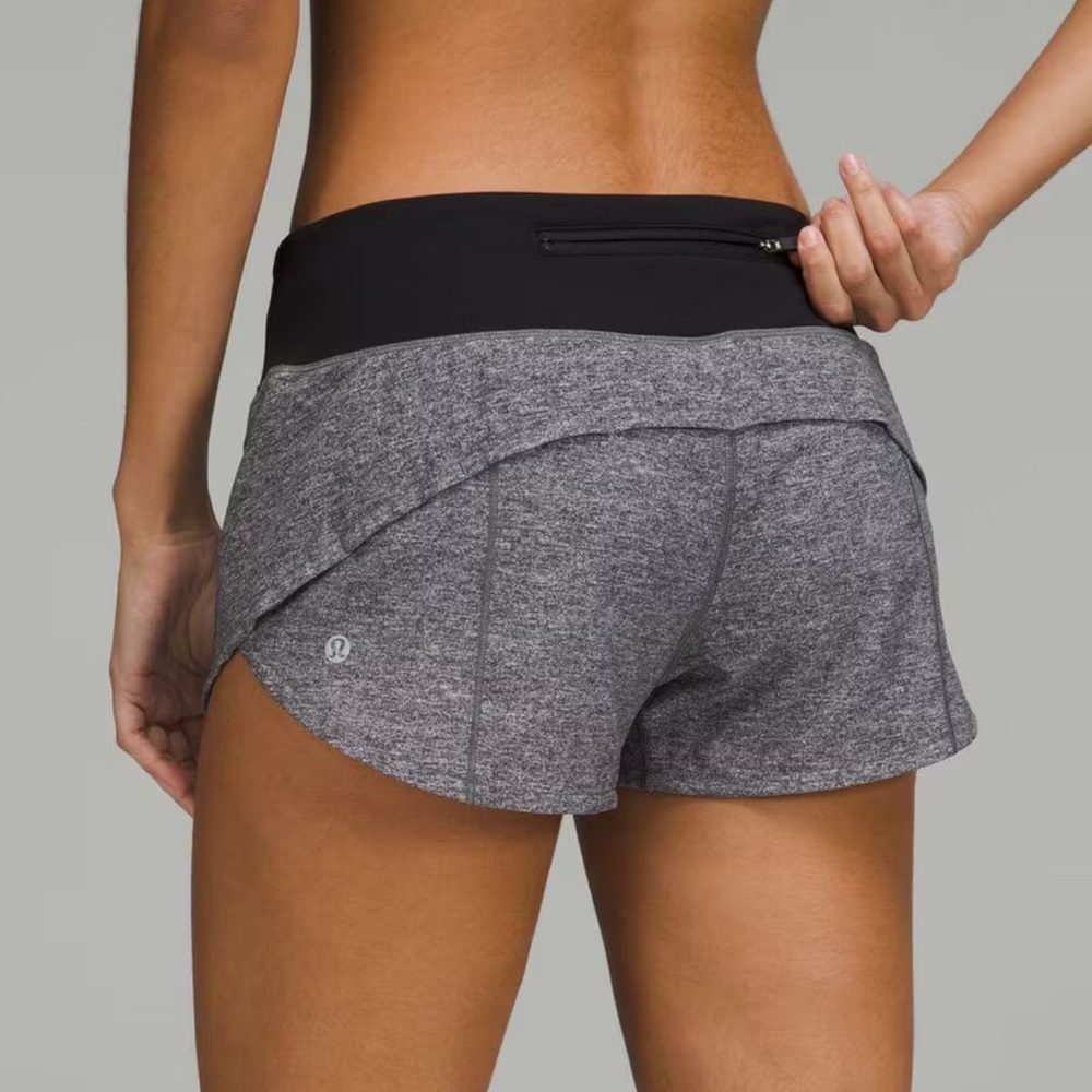 Lululemon 2.5 Inch Speed Up Shorts